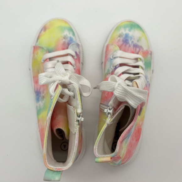 Girls' Cora Tie-Dye Zipper Lace-Up Sneakers - Cat & Jack - Picture 3 of 4